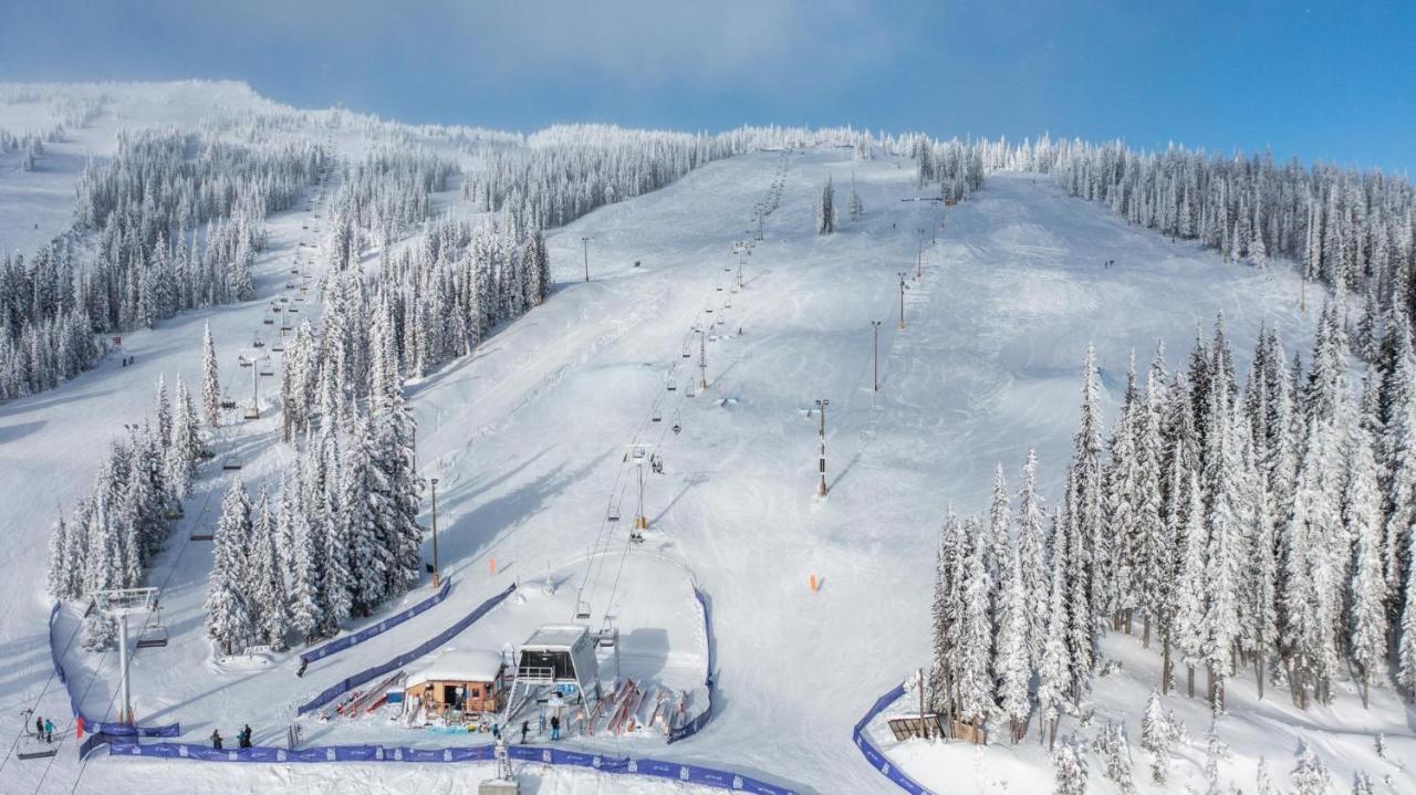Nest On Perfection - Newly Renovated Ski In Ski Out Mountain View Condo Big White Ski Resort Exterior photo